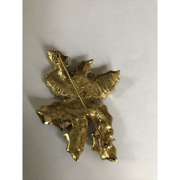 Vintage Rare Christmas Red Green Enamel Poinsettia Flower Gold tone Rhinestones - Picture 3 of 5